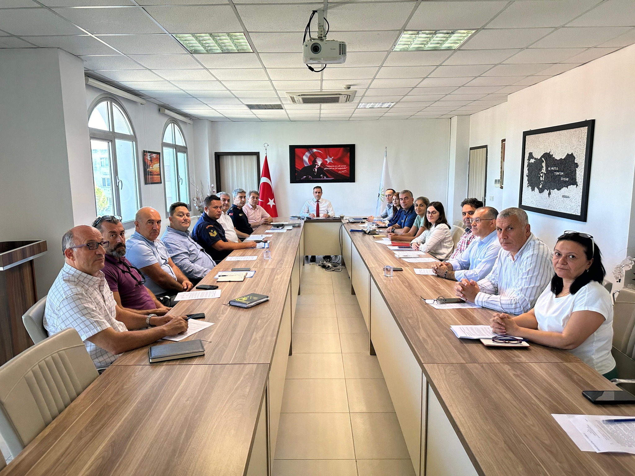 İlçe Uyuşturucu ile Mücadele Komisyonu Toplantısı Kaymakam İlyas Memiş Başkanlığında Gerçekleştirildi