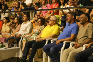 Burhaniye’de düzenlenen 34. Burhaniye-Ören Turizm Kültür ve Sanat Festivali, 5 gün süren etkinliklerin ardından sona erdi. Merve Özbey konseriyle kapanış yapan festivalde, sanat, kültür ve spor dolu anlar yaşandı.