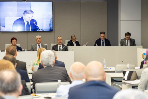 Basın İlan Kurumu Genel Müdürü Cavit Erkılınç, resmi ilanlardaki azalmaya dikkat çekerek, basın sektöründe ortak sorunlara karşı birlik içinde hareket edilmesi gerektiğini vurguladı. Teşkilat yapısındaki değişiklikler ve denetim süreçlerine dair detaylar haberimizde.