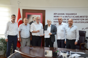Balıkesir Esnaf ve Sanatkarları Odaları Birliği (BESOB), Burhaniye Taylıeli’nde esnaf teşkilatına yeni bir et restoran ve dinlenme tesisi kazandırıyor. Belediye Başkanı Ali Kemal Deveciler’in desteklediği tesisin, yaz sezonunda hizmete girmesi planlanıyor.
