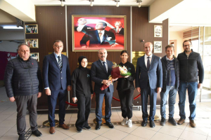 İl Millî Eğitim Müdürü Murat Demir, Altıeylül ve Karesi ilçelerinde eğitim kurumlarını ziyaret etti. Öğretmenlerle bir araya gelen Müdür Demir, Türkiye Yüzyılı Maarif Modeli üzerine değerlendirmelerde bulundu.