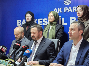 AK Parti İl Başkanı Mehmet Aydemir, düzenlediği basın toplantısında kongre sürecinin tamamlandığını ve teşkilatın birlik ruhuyla hareket ettiğini vurguladı. 8. Olağan Büyük Kongre, 23 Şubat’ta Ankara’da gerçekleşecek.