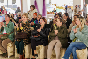 Burhaniye Belediyesi’nin düzenlediği 8 Mart Dünya Emekçi Kadınlar Günü etkinlikleri başladı. Üç gün sürecek program kapsamında el emeği sergileri, atölyeler ve söyleşiler düzenleniyor.