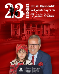 Bandırma’da dev Atatürk portresi puzzle çalışmasıyla sanat dolu anlamlı bir etkinlik düzenlendi. Etkinlikte çocuklar ve halk, Atatürk sevgisini renklerle ifade etti.