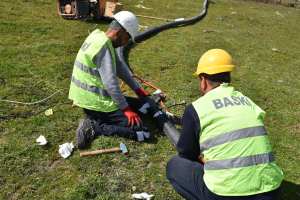 Balıkesir Büyükşehir Belediyesi, Beyköy Mahallesi'nde içme suyu sorununu çözüme kavuşturdu. Yeni sondaj ve 1.200 metrelik içme suyu hattı ile kesintisiz su hizmeti sağlanacak.
