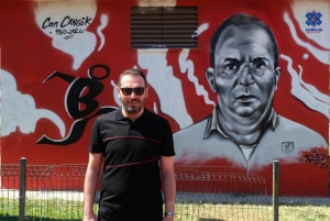 Altıeylül Belediyesi, Balıkesirspor’un unutulmaz ismi Can Cangök’ün anısını yaşatmak için Bahçelievler’deki trafoya grafiti çalışması yaptı. Proje, vatandaşlardan tam not aldı.