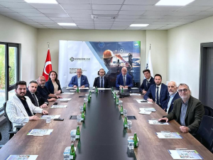 Bandırma Belediye Başkanı Dursun Mirza, Marmara OSB toplantısında çevre dostu sanayileşme ve sürdürülebilir kalkınma mesajı verdi.