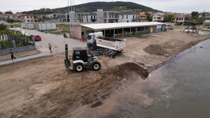 Ayvalık Belediyesi, 2025 yaz sezonuna hazır. Mavi Bayraklı plajlar ve belediye sosyal tesisleri tam kapasiteyle hizmet veriyor. Temizlik ve çevre düzenlemeleri tamamlandı.