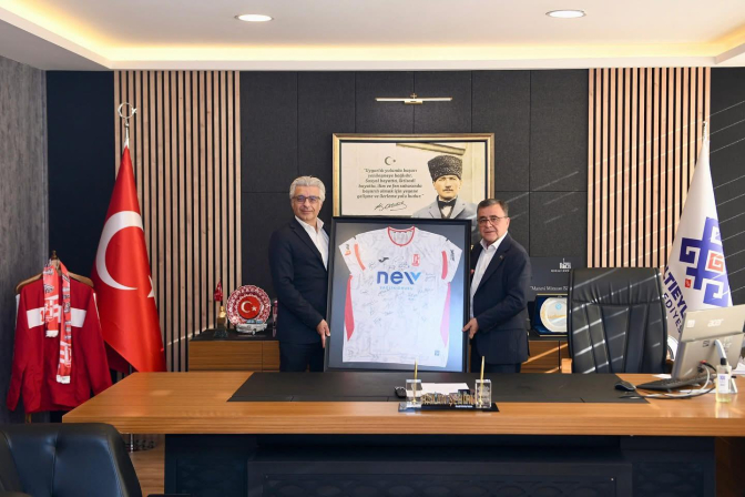 Başkan Hakan Şehirli Maaşını Balıkesirspor’a Bağışlayarak Destek Kampanyasını Başlattı