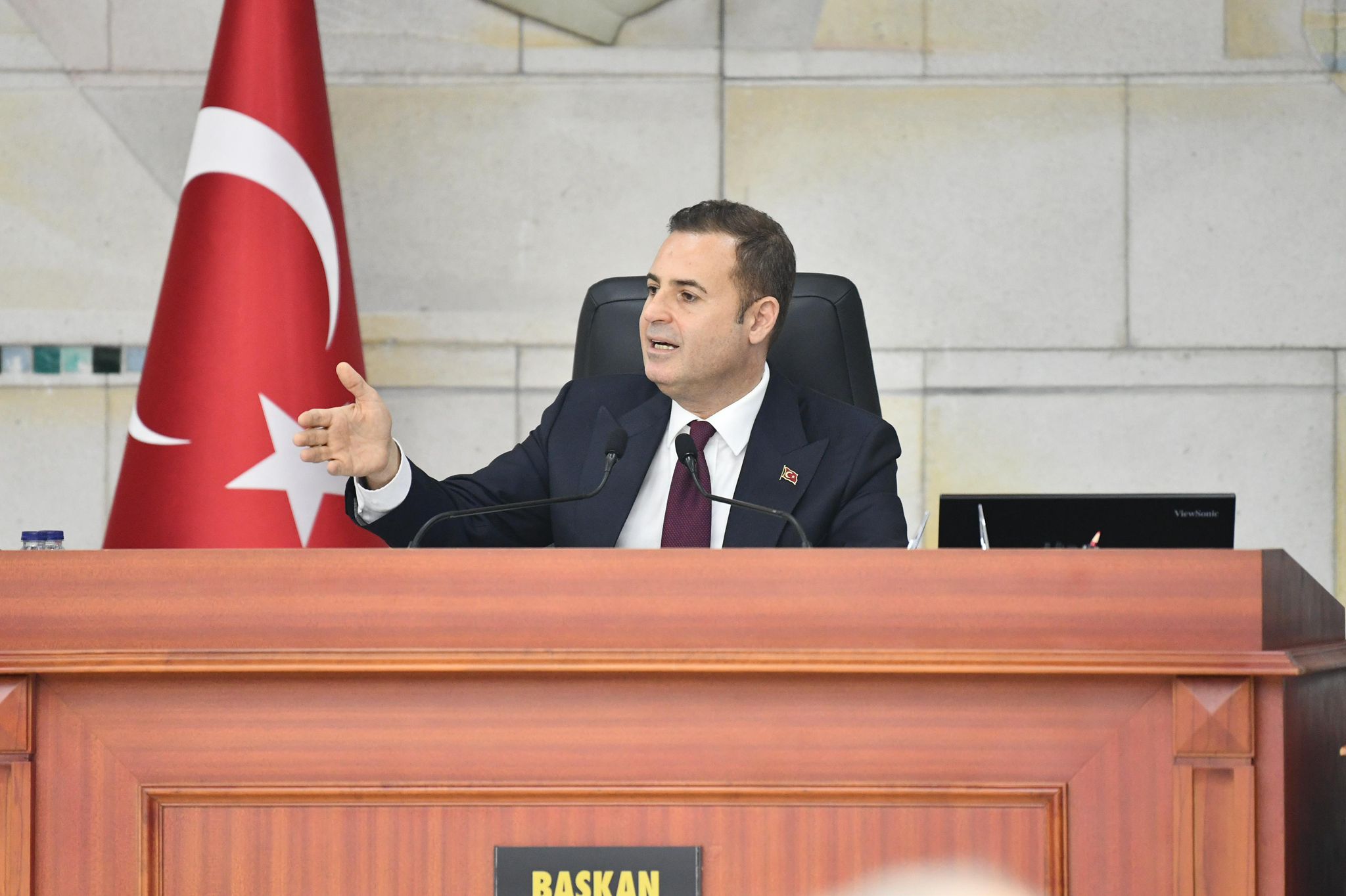 Ahmet Akın’dan Parti Değişikliği İddialarına Net Yanıt: “Mensubu Olduğum Parti CHP’dir”