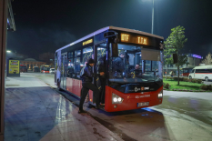 Ahmet Akın Üniversite Öğrencileri İçin Ulaşım Standartlarını Yükseltti