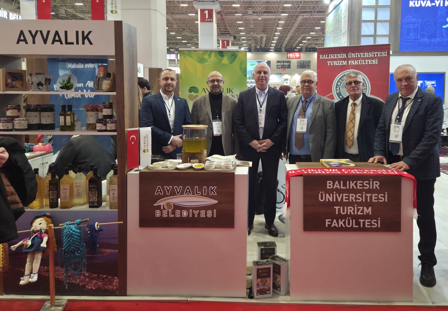 Ayvalık Belediyesi EMITT Fuarı’nda Turizm Potansiyelini Tanıtıyor
