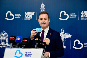 Balıkesir’de Ramazan ayında 20 ilçede 400 bin kişilik iftar programı ve Yakın Kart destekleri hayata geçiriliyor.