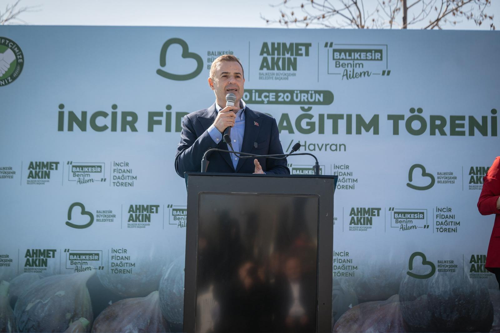 Akın’dan Havranlı Üreticilere Büyük Destek: Yüzde 100 Hibeli İncir Fidanı Dağıtıldı