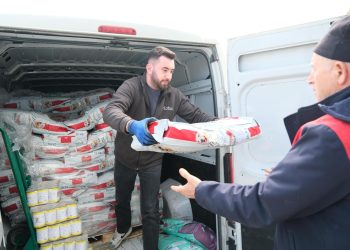 Altıeylül’de Sosyal Medya Gücü: Can Dostlar İçin 2 Ton Mama Seferberliği