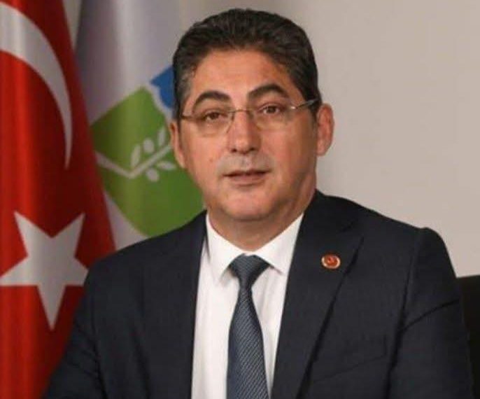 Burhaniye’de Kritik Gelişme: Başkan Yardımcısı Oktay Erbalaban Görevinden İstifa Etti