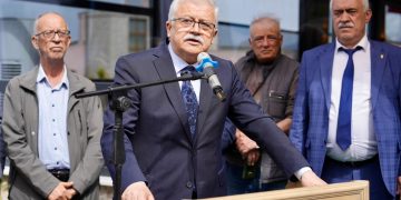 Burhaniye’de Esnafa Güç Katacak Yeni Yatırım: BESOB Kahvaltı ve Et Restoranı Açıldı