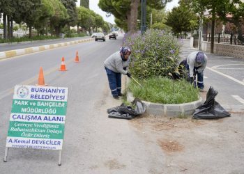DAHA YEŞİL VE TEMİZ BURHANİYE İÇİN ÇALIŞMALAR SÜRÜYOR